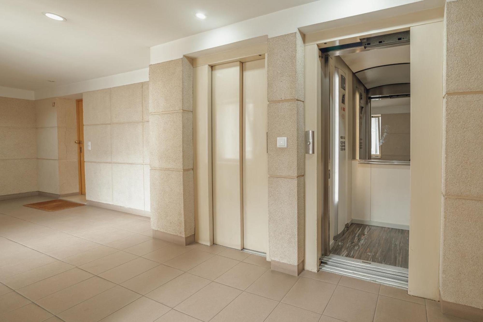 Downtown Trindade Apartment With Terrace By Vacationy Porto Exterior foto